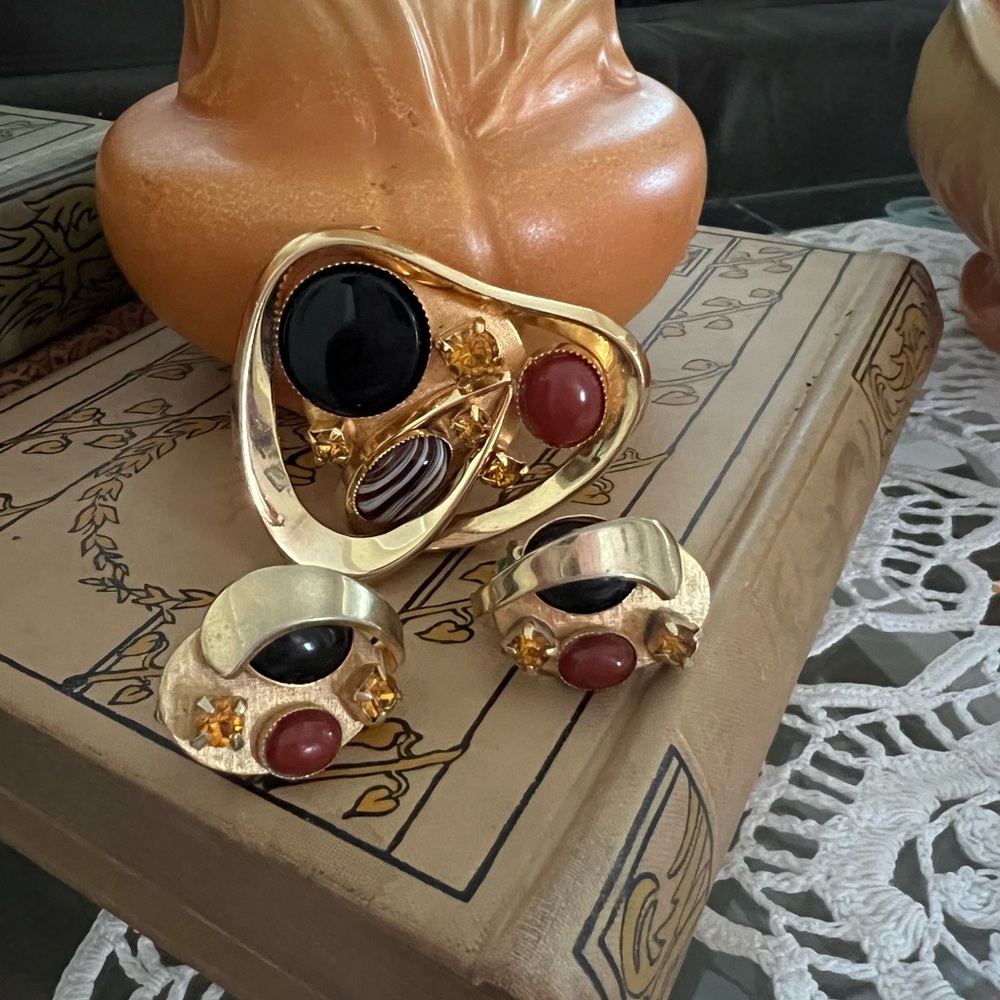 60’s Mod Brooch and Earring Set; Very Chic!